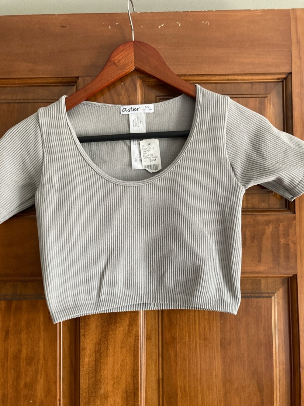 Ribbed Scoop Crop Top in Light Gray